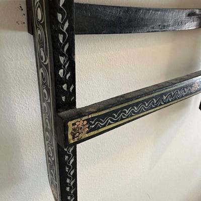 PAIR ORIENTAL HANGING WALL ART