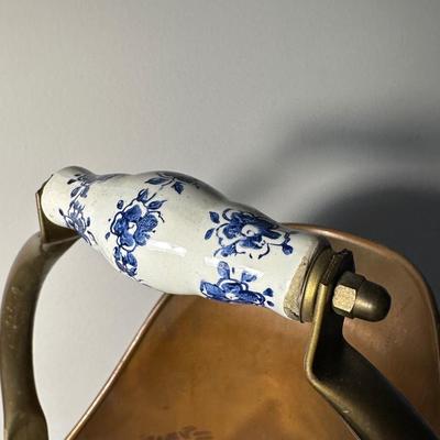PORCELAIN HANDLE COPPER COAL ASH BUCKET