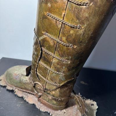 METAL BOOT UMBRELLA STAND