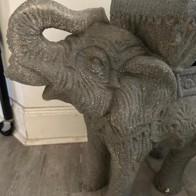 ELEPHANT PLANT STAND