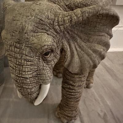 ELEPHANT PLANT STAND