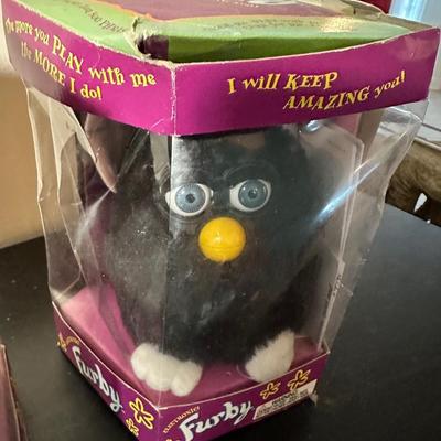 VINTAGE FURBY ANIMAL TOY LOT
