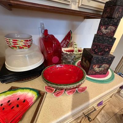 MISC. KITCHEN LOT