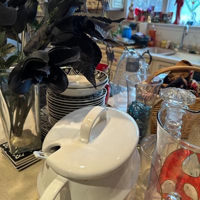 MISC. HOME DÃ‰COR LOT