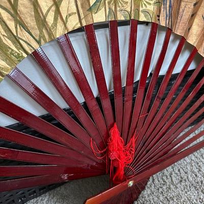 LARGE ORIENTAL FOLDING FAN