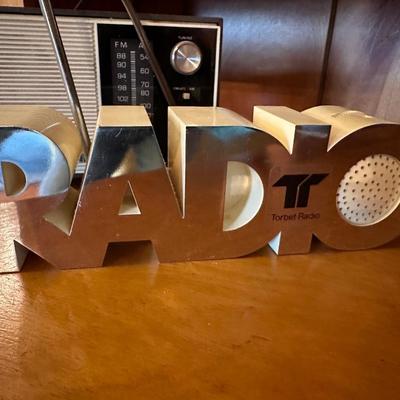 VINTAGE RADIO LOT