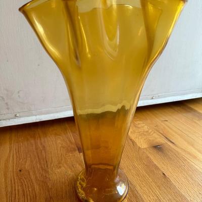 AMBER ART GLASS VASE