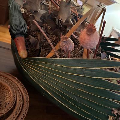 BASKET LOT