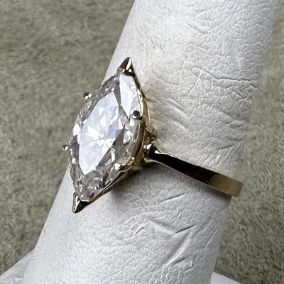 14K GOLD RING LAB CREATED DIAMOND RING SIZE 7.75 SIGNED S14KS