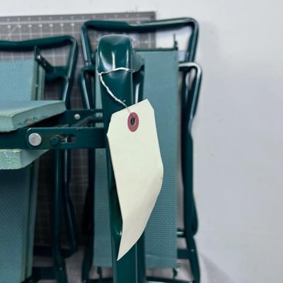 NEW GREEN Bench Kneeler (4) 