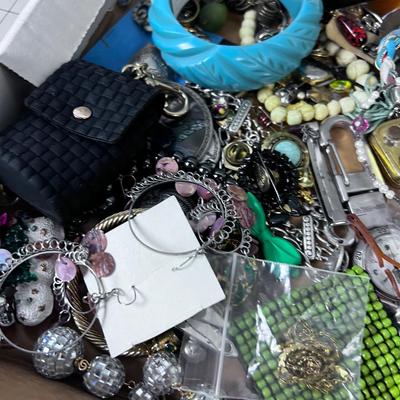 Tray of Jewelry: Necklaces, Earrings, Bracelets - Good Vintage
