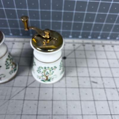 LENOX Hand Painted Salt & Pepper Mill 