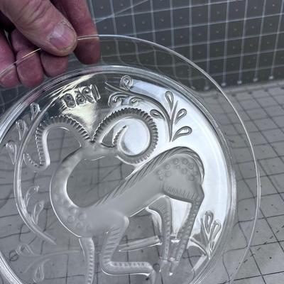 LALIQUE Crystal 1968 PLATE -  NEAT!  