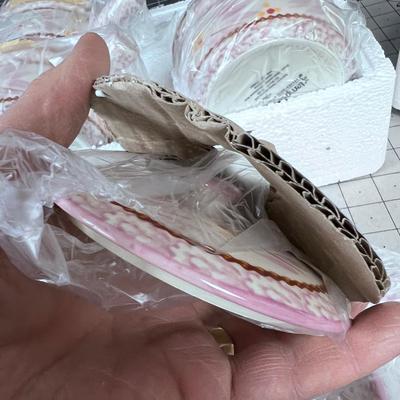 TEMPTATIONS Old World Lilac Color CROCK BOWLS (4) 