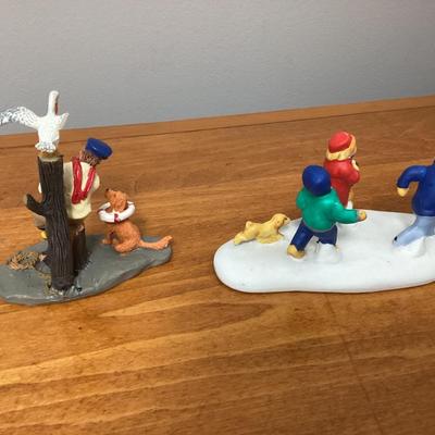 Lot of Lemax Christmas village pieces