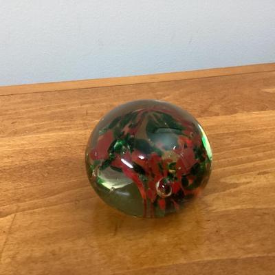 Glass paperweight