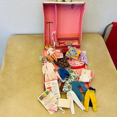 Vintage Doll Box With dolls & Clothes