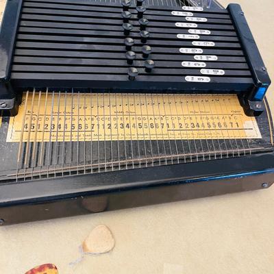 Vintage Autoharp