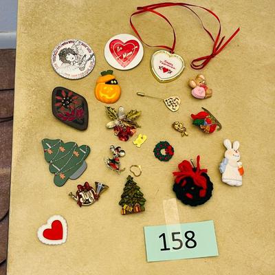 Holiday jewelry