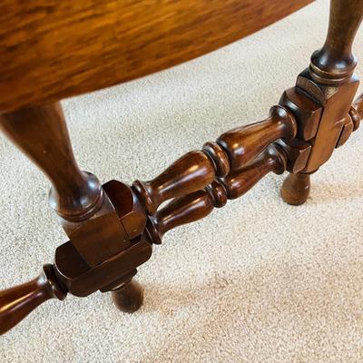 Gate leg Table
