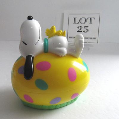 Older Whittman's Candy Snoopy Easter Egg Bank and Swedish Paper Garland Gnomes