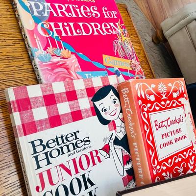 Lot of vintage cook books