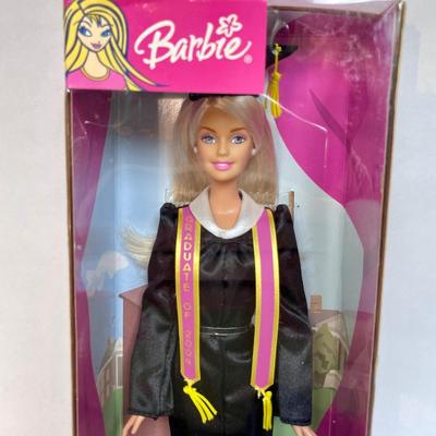Barbie My Graduation 2004