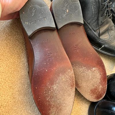 Men's dress shoes