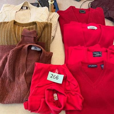 Final lot of sweaters