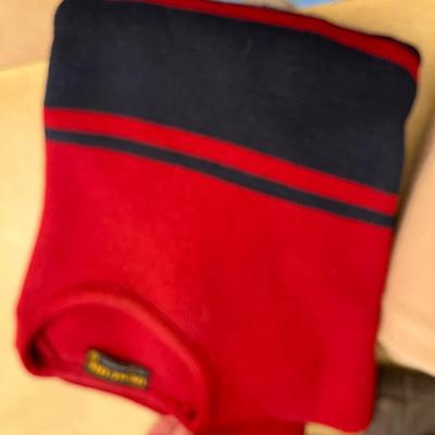 Lot of high end men's sweaters
