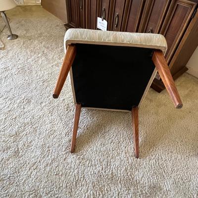 Mid Century Modern Upholstered Slipper Chair (P-RG)