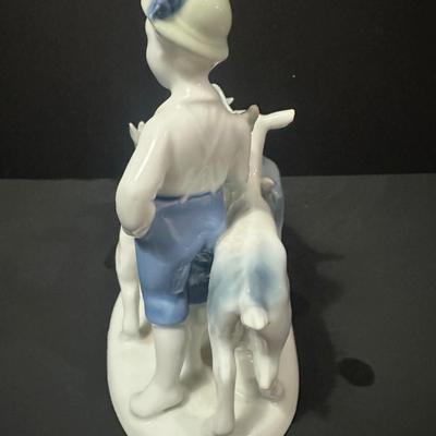 Vintage Gerold Porzellan Bavaria German Porcelain Figurine