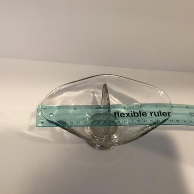 DIVIDED STERLING BASE CANDY / NUT DISH