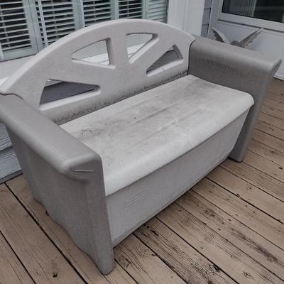 Rubbermaid Outdoor Patio Bench with Storage Compartment and Contents