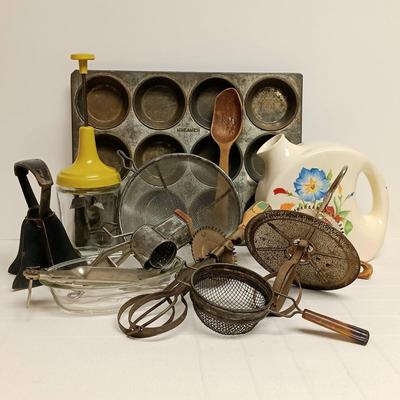 LOT:5: Vintage Kitchen Gagits Including Kreamer Muffin Tin, Beaters, Stainers, Choppers, Universal Cambridge Milk Pitcher and More