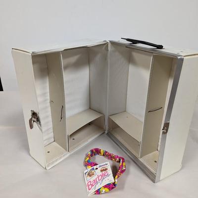 Vintage Barbie Carrying Case