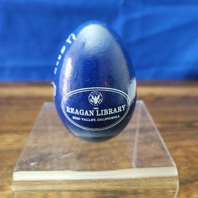 Reagan Library Simi Valley Ca. Easter Egg signed by Nancy Reagan