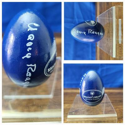 Reagan Library Simi Valley Ca. Easter Egg signed by Nancy Reagan