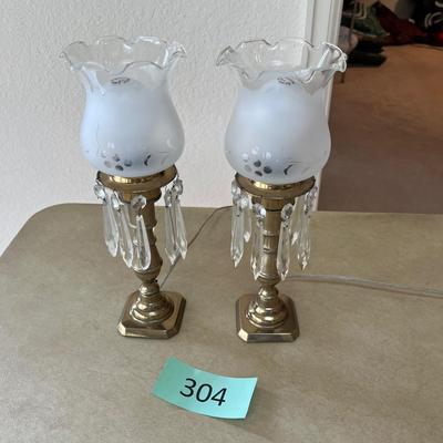 Matching lustre lamps