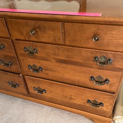 Ethan Allen Maple Early American Dresser