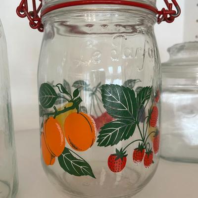 Lot of jars