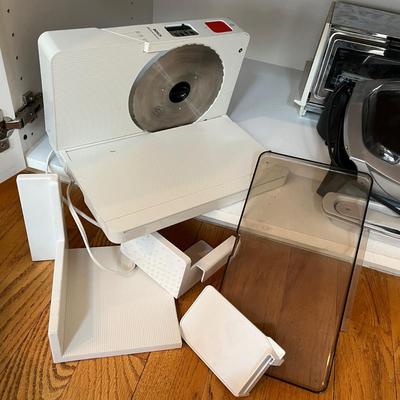 Lot of small appliances