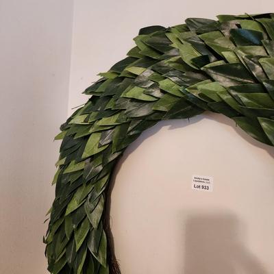 27" Faux Bay Laurel Wreath Clean