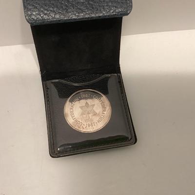1867-1967 CONFEDERATION CANADA STERLING COIN