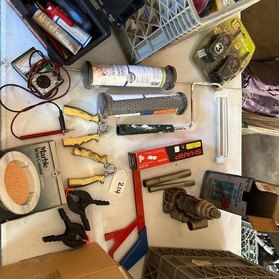 TOOL LOT