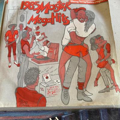 ALBUM LOT