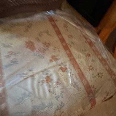 FRENCH PROVINCIAL DINING CHAIR LOT