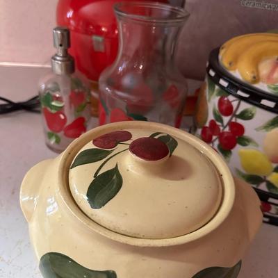 KITCHEN LOT