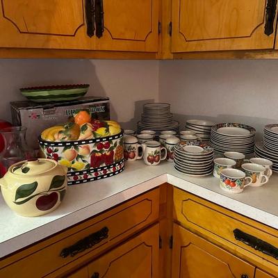 KITCHEN LOT