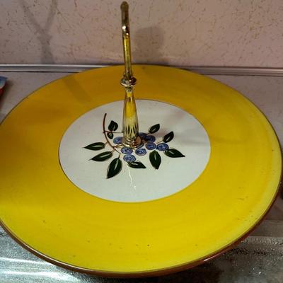 VINTAGE KITCHEN WARE LOT